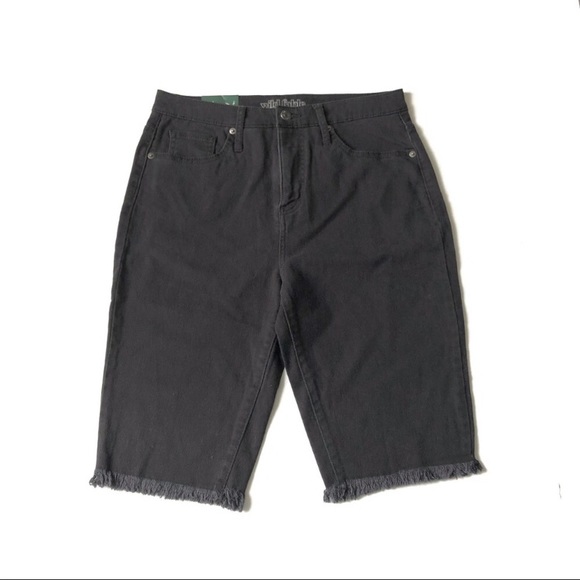 🌷4 for 15🌷  Wild Fable High Waist Bermuda Shorts - Picture 2 of 10